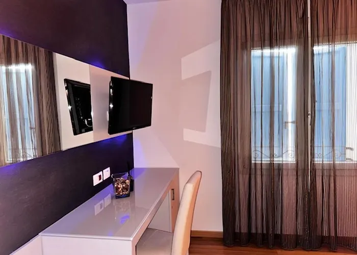 Larotonda * Villa Verucchio