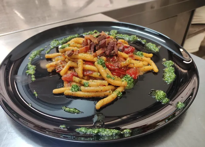 Larotonda Szálloda *