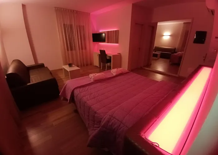 Larotonda * Villa Verucchio